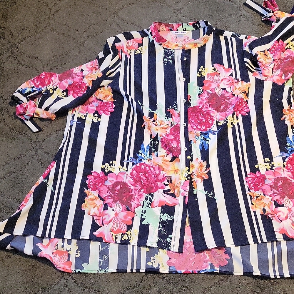 Peter Nygard Navy White Striped Floral Button-Front Blouse